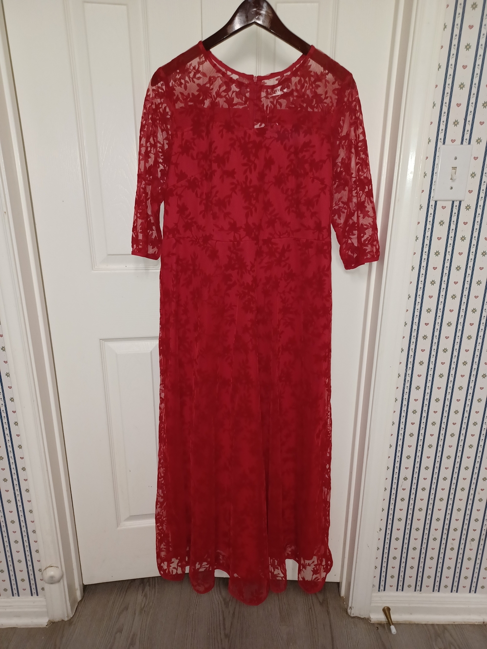Nwt Flycurvy Red Lace Midi Dress - Elegant Sheer Floral Design